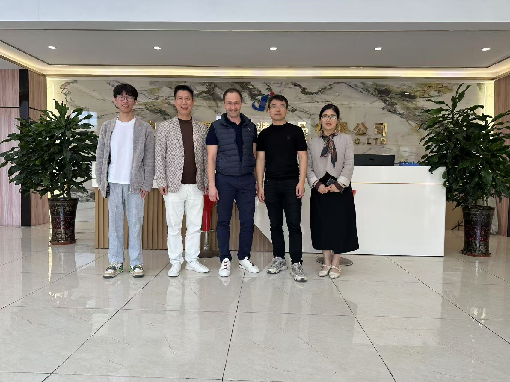 A Successful Business Visit: Russian Client Confirms Order on The Spot