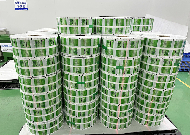 shrink film roll